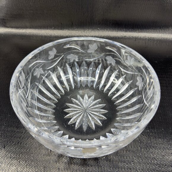 ROGASKA Clear Crystal Glass Bowl Dish Container Heavy Etched 8inch Serving Bowl - Picture 1 of 12
